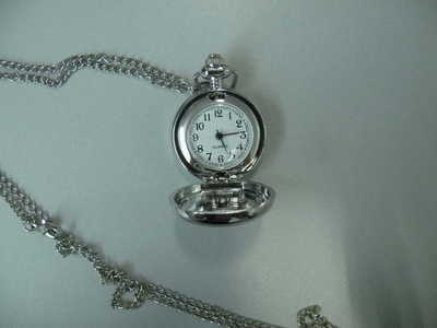 带镜子怀表 定制外壳图案的时尚挂表